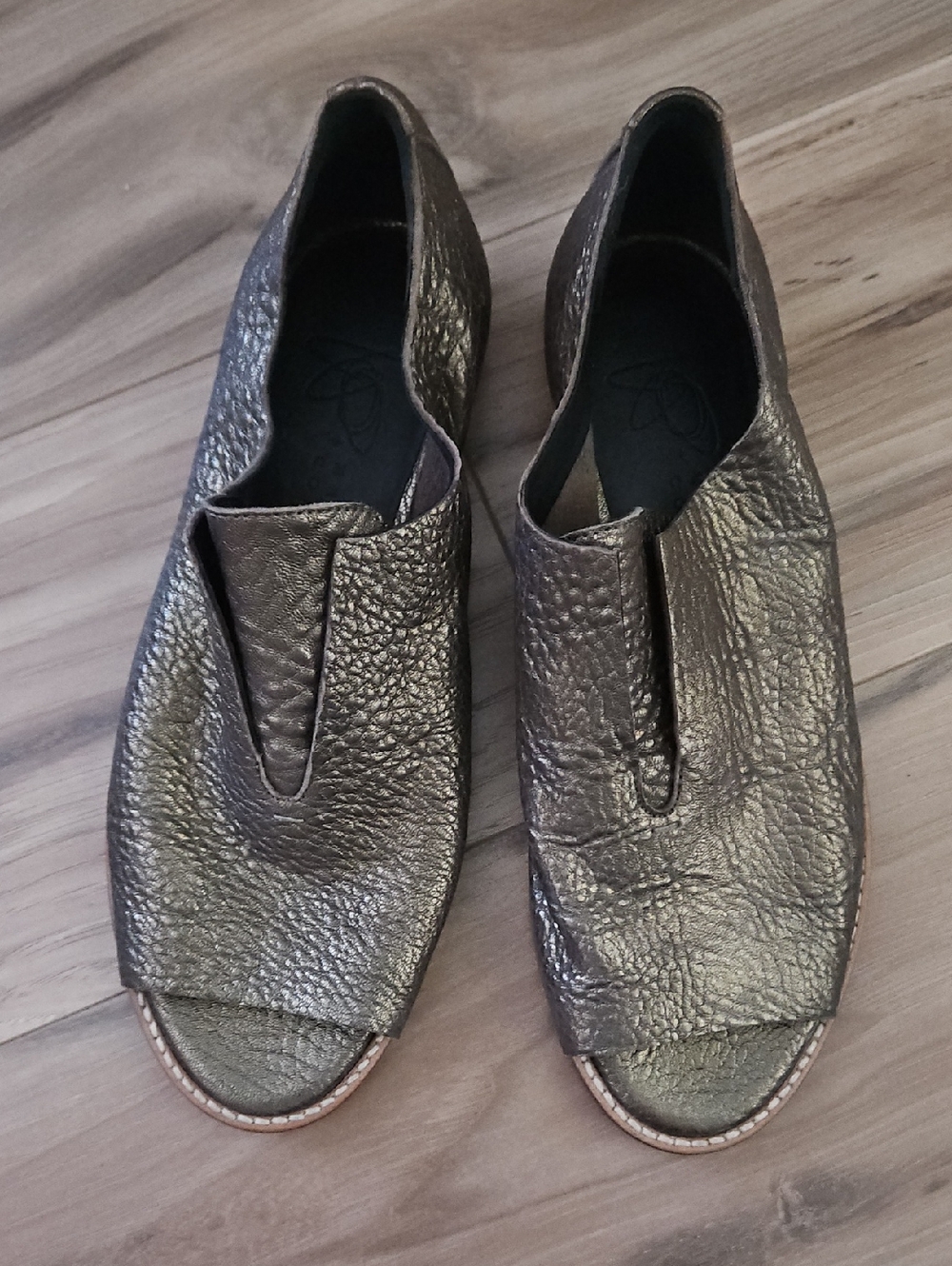 Zero+ Maria Conejo bronze Flats